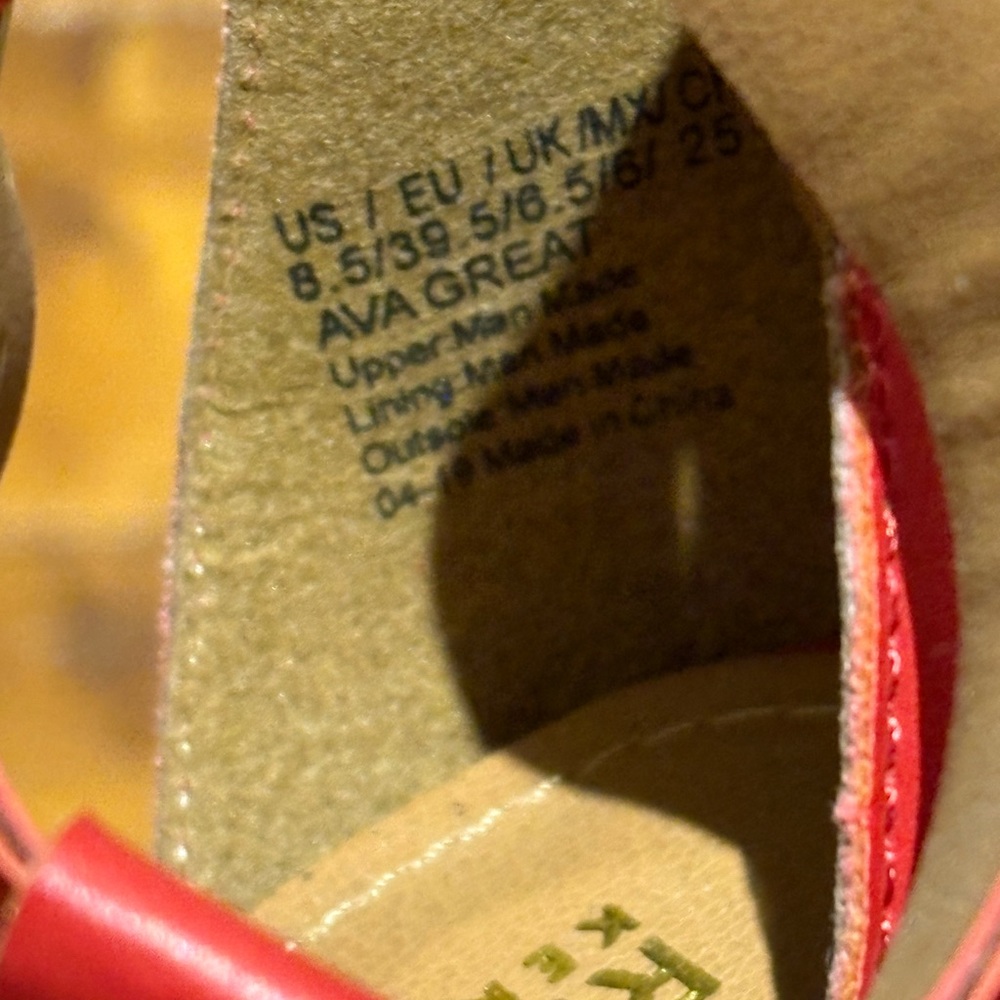 Kenneth Cole Reaction T-Strap Ava Red Wedge Sandals - Picture 8 of 15